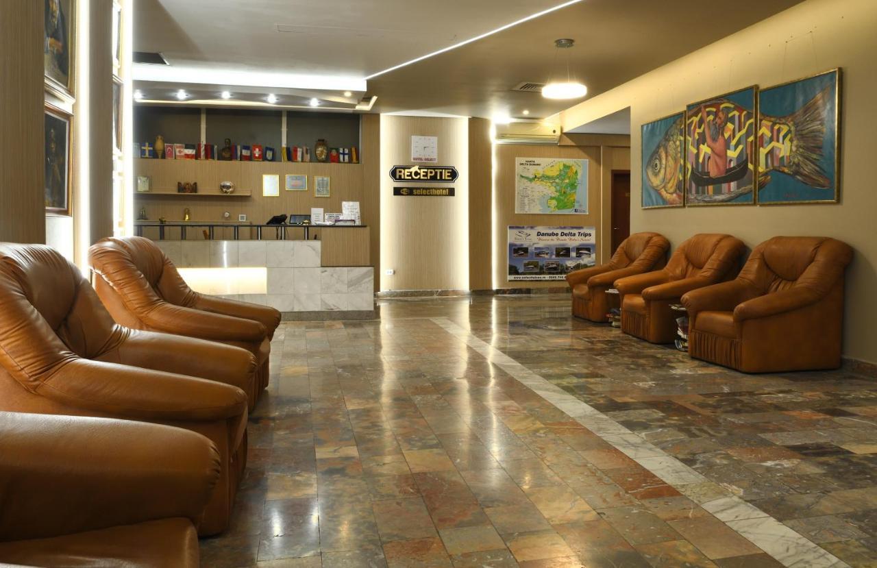 Hotel Select Tulcea Bagian luar foto