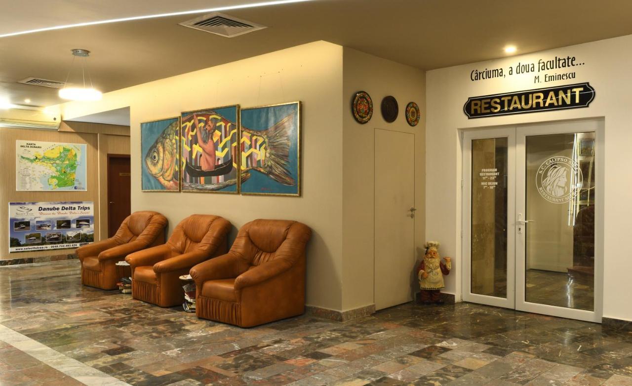 Hotel Select Tulcea Bagian luar foto