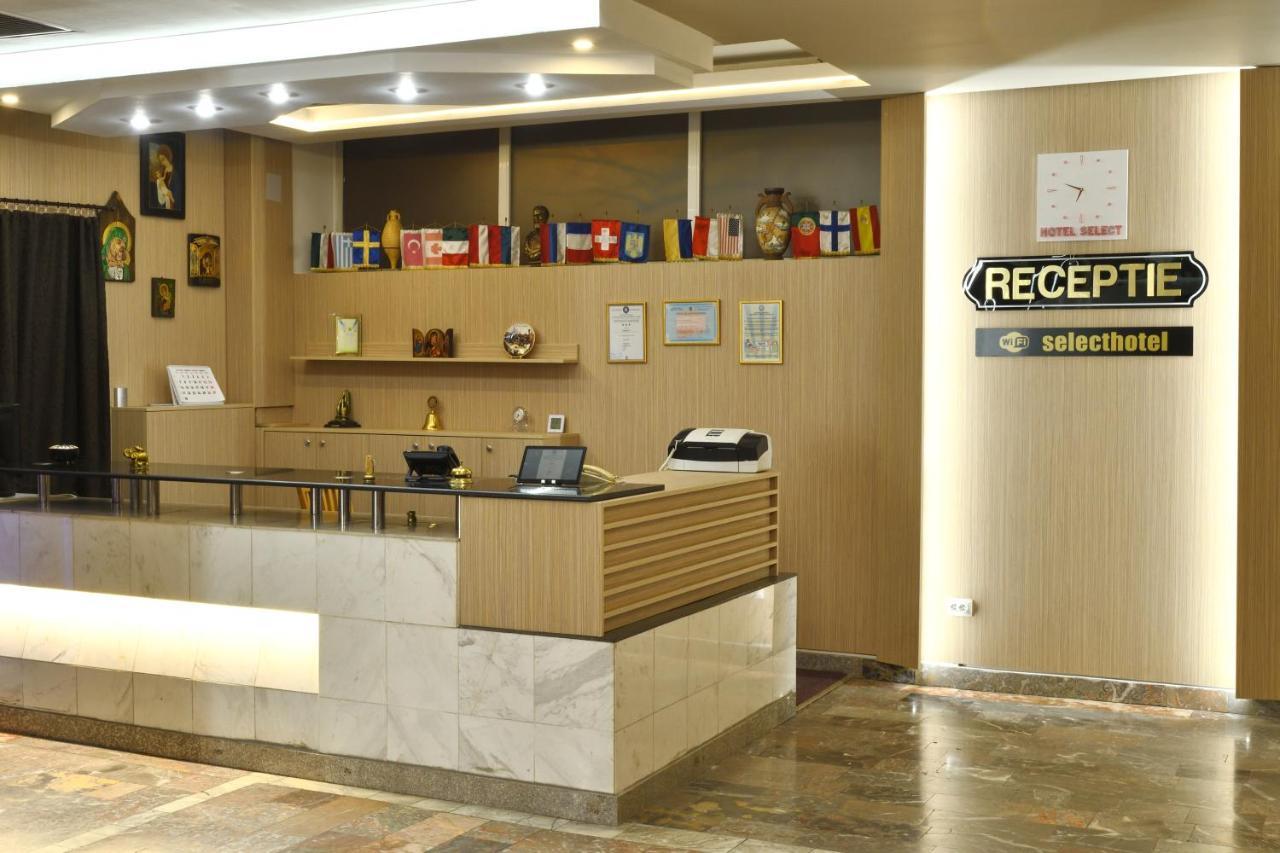 Hotel Select Tulcea Bagian luar foto