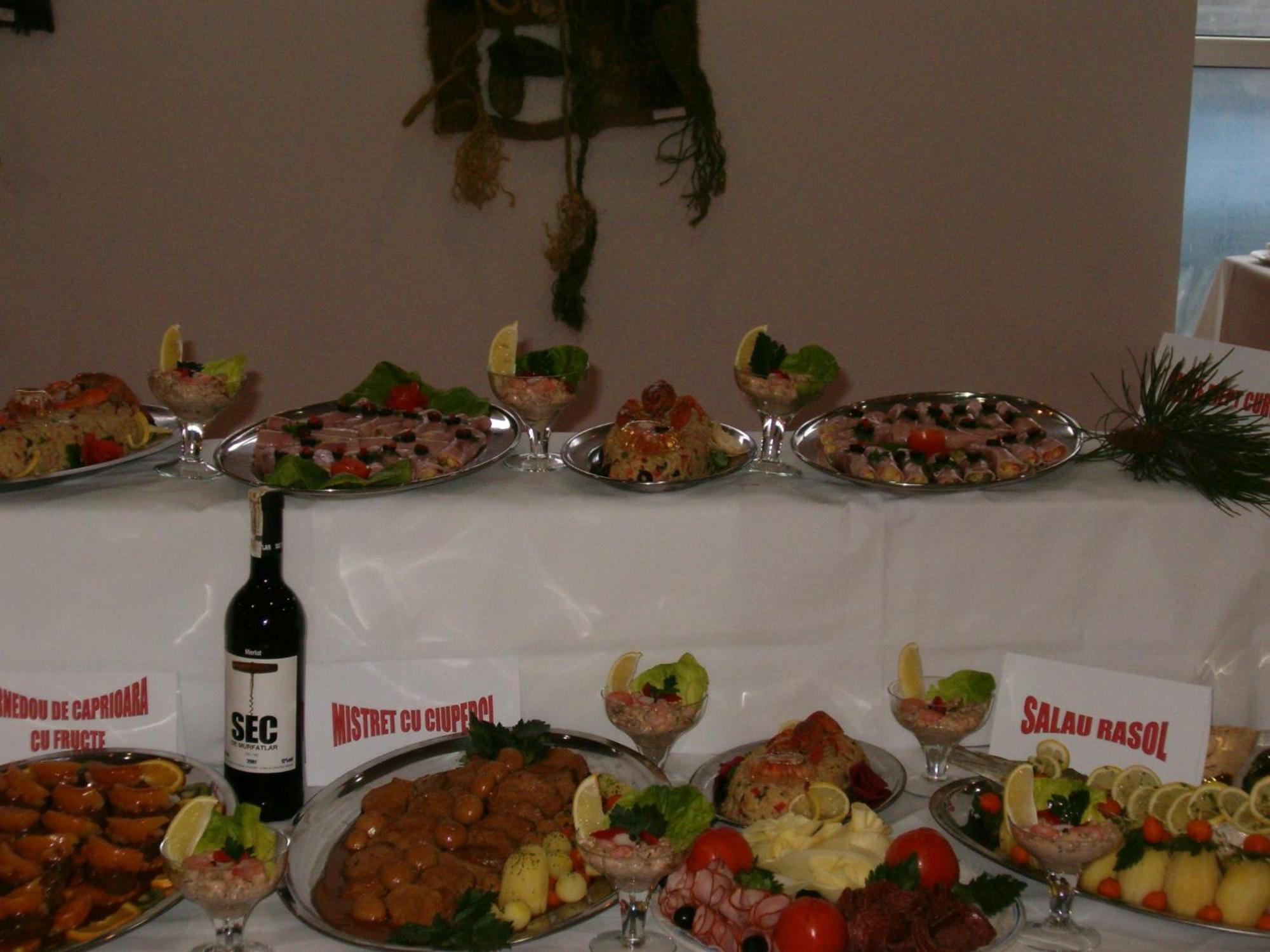 Hotel Select Tulcea Bagian luar foto