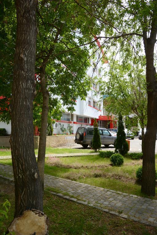 Hotel Select Tulcea Bagian luar foto